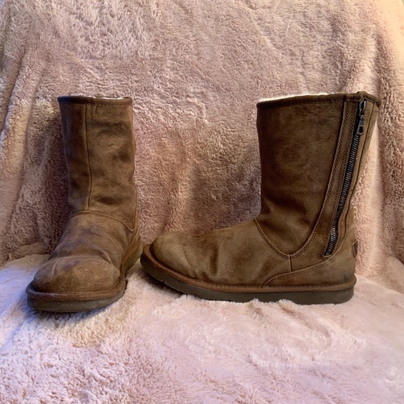 UGG Shoes - UGG Boots Size 9